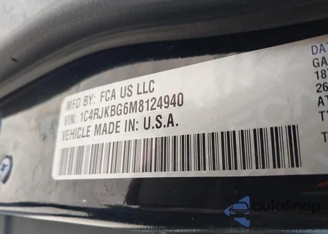 2021 Jeep Grand Cherokee L Limited 4X4 z USA, uszkodzony, nr VIN 1C4RJKBG6M8124940